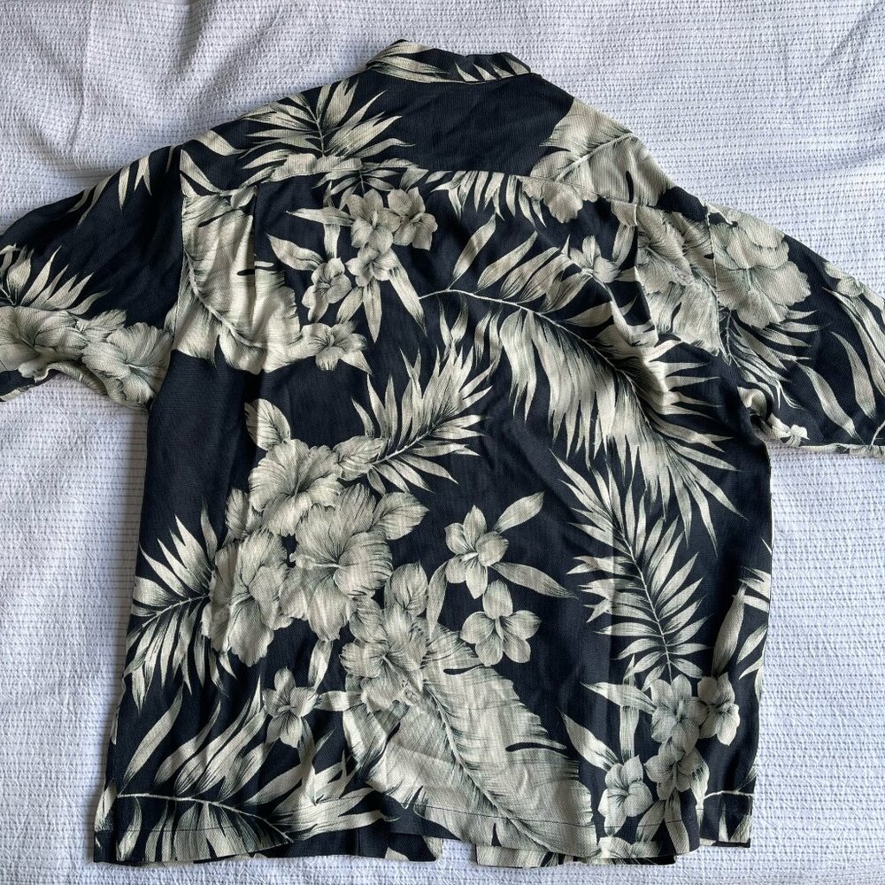 Tommy Bahama Silk Shirt - Picture 3 of 5